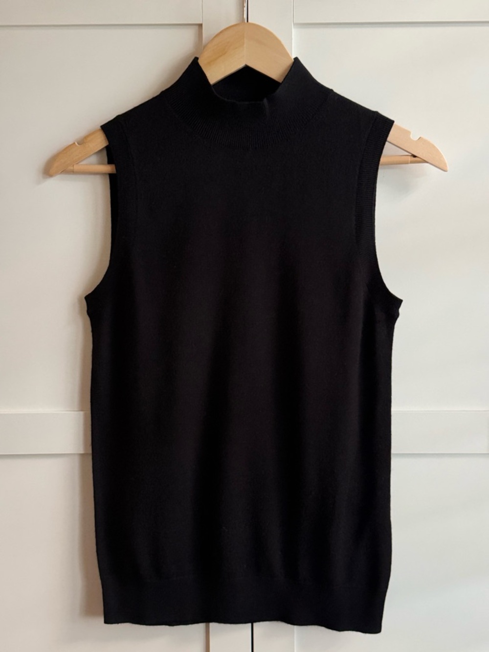 J.Crew Factory Merino Wool-Blend Mockneck Sleeveless Shell in Black Size XS